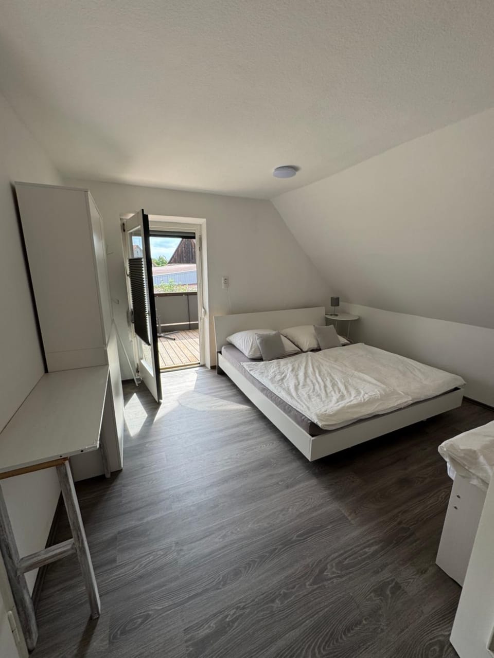 Bed, Photo of the whole room, Bedroom, wardrobe
