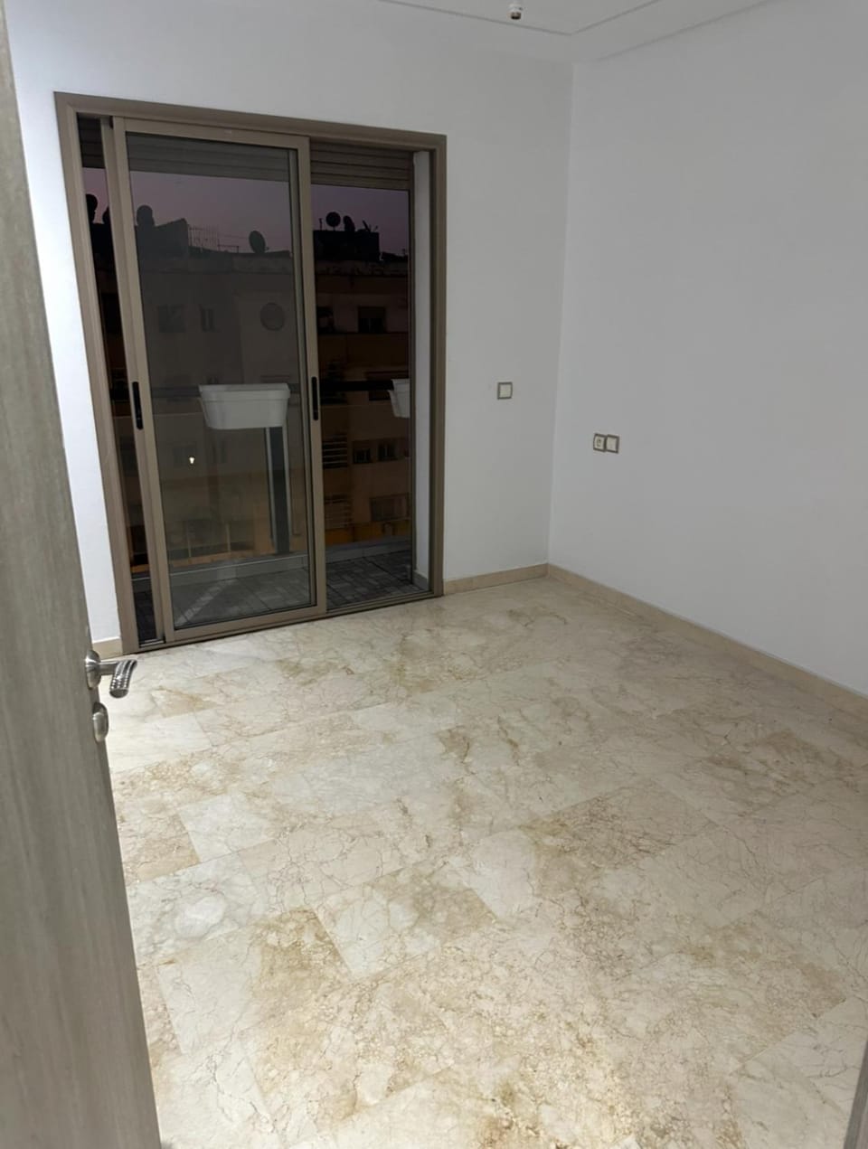 Superb appartement moyen standing au cœur de Aïn Sebàa Apartment in Casablanca
