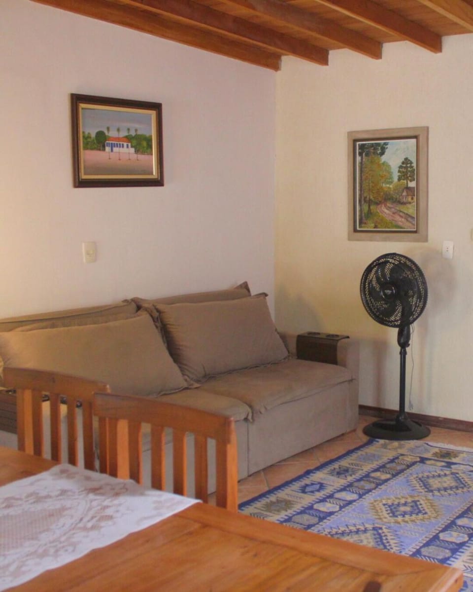 Casa das Flores House in Pindamonhangaba
