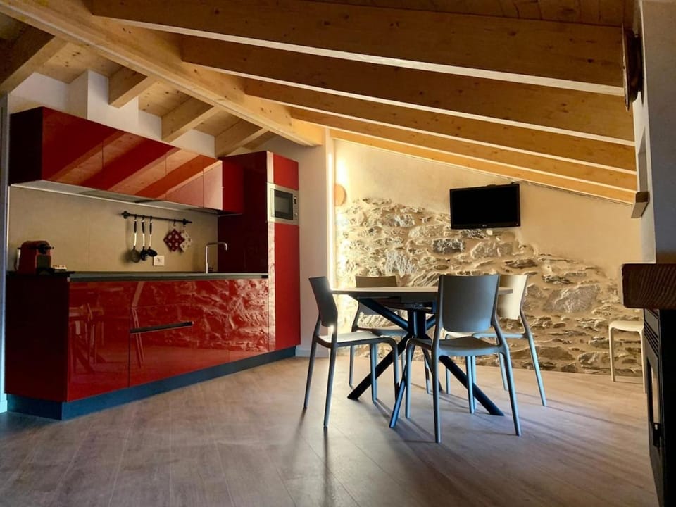 Mansarda La Gata Mora Apartment in Province of Brescia