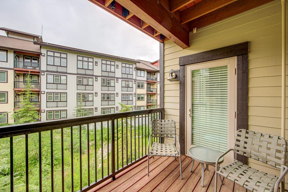100 Steps to Gondola: Cozy Winter Park Condo! House in Winter Park