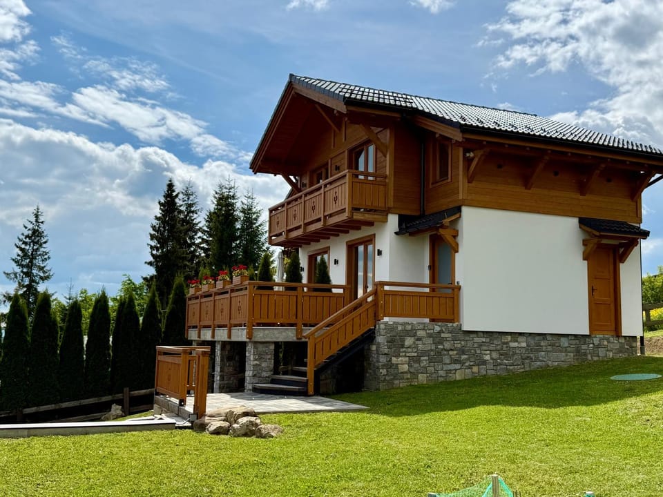 Property building, Spring, Day, Natural landscape