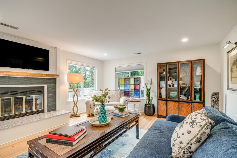 Private Beach Access & Hot Tub: Kitty Hawk Haven House in Kitty Hawk