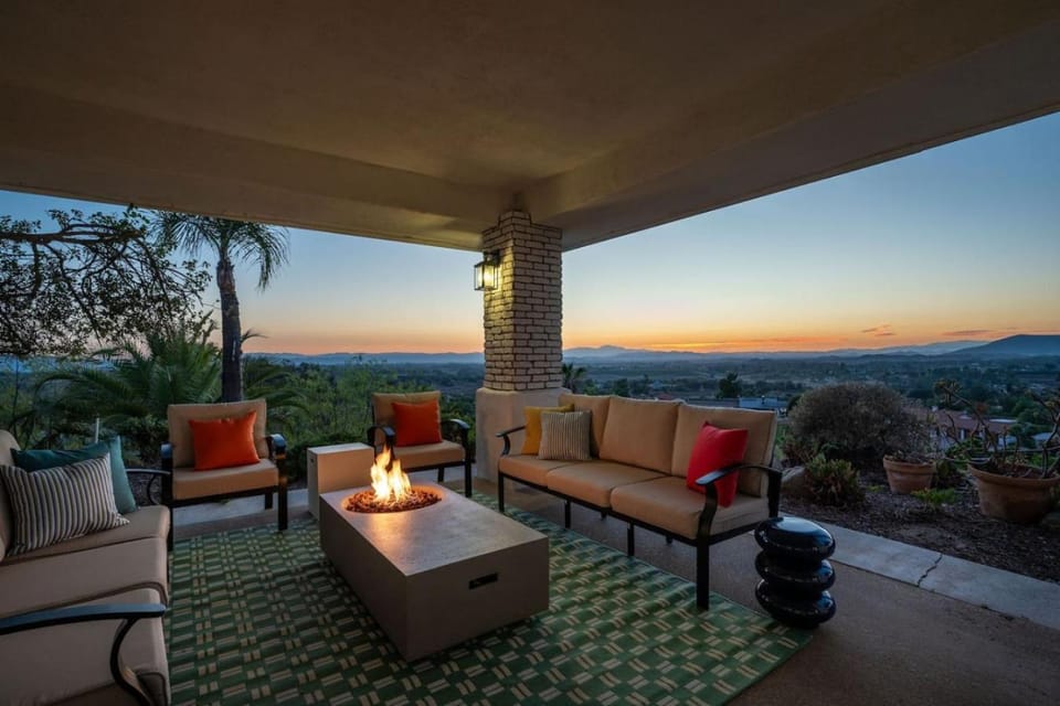 Natural landscape, Seating area