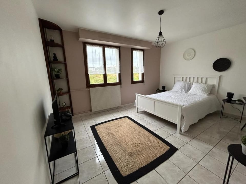 studio Vierzon Apartment in Centre-Val de Loire