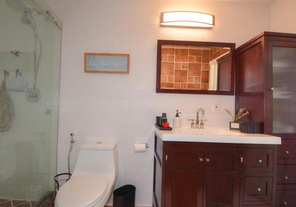 Coral Springs Retreat, Enclosed Pool & Free Parking House in Coral Springs