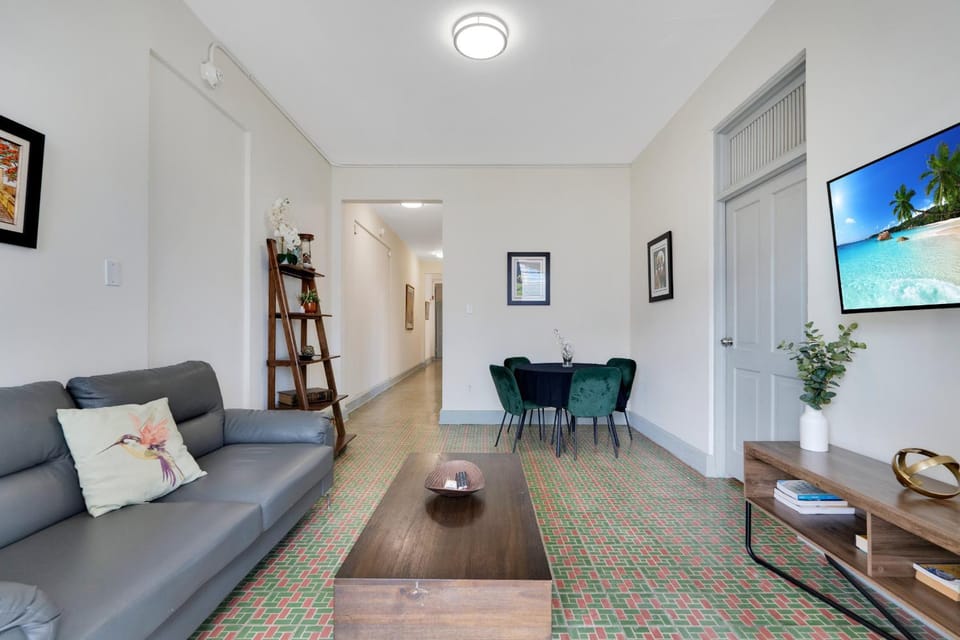Communal lounge/ TV room, Living room