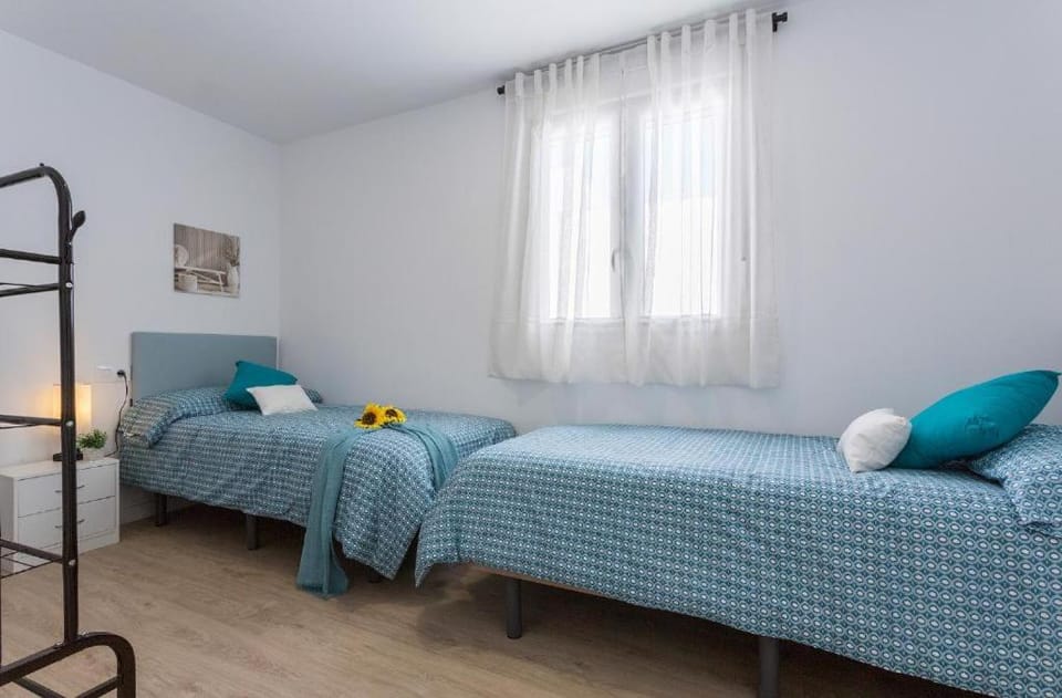 Bed, Photo of the whole room