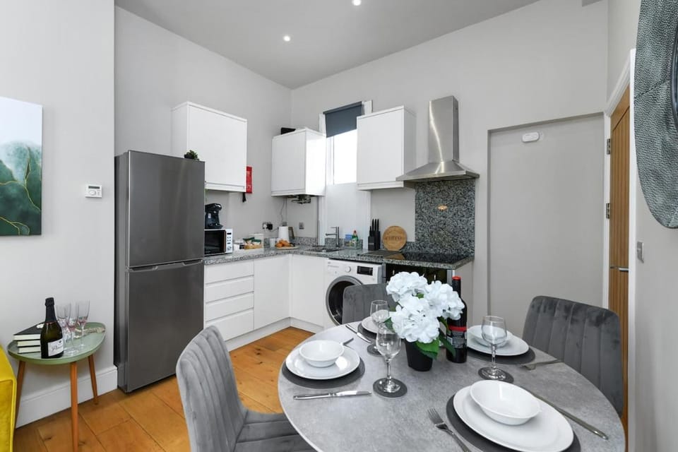Central 1-Bed with Free Wi-Fi Near Market Square Apartment in Nottingham