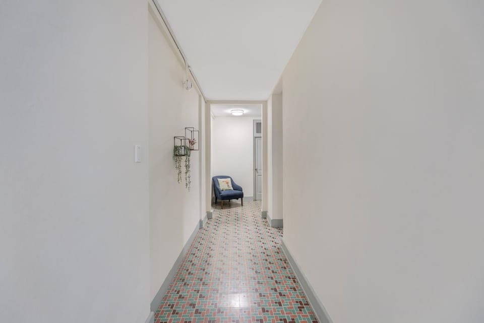 Central and Cozy Apartment with 2-Bedroom Near San Juan Apartment in San Juan