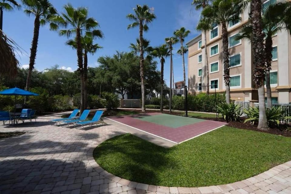 Inspiration condo near Disney with free shuttle House in Orlando