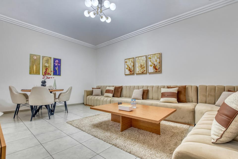 White Majorelle Founty Apartment in Agadir