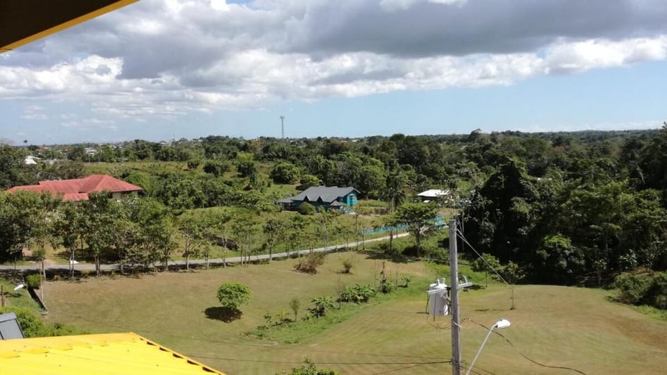 Le Chateau - Hummingbird Apartment Apartment in Trinidad and Tobago