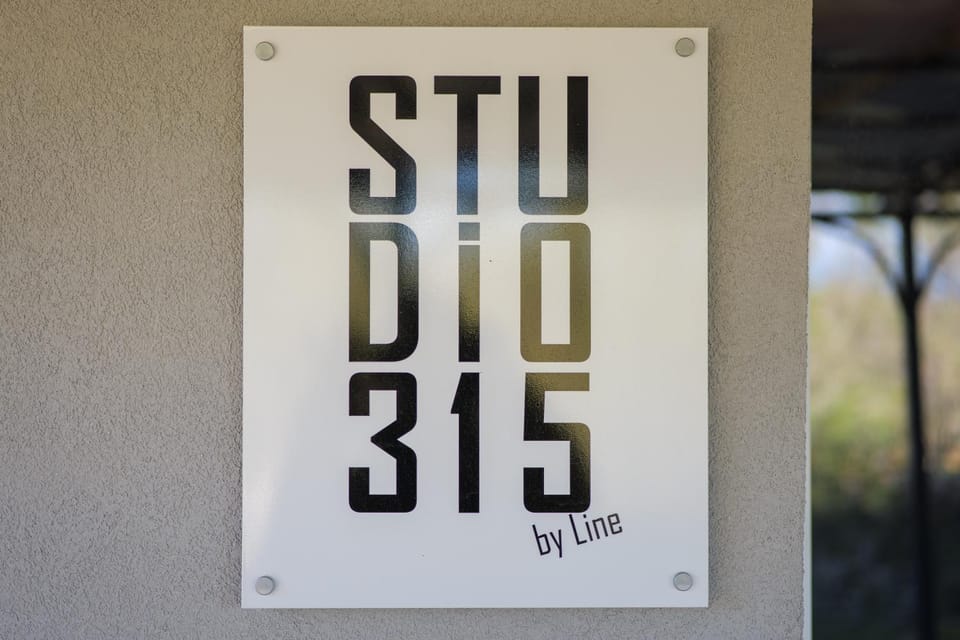 Studio 315 Bed and Breakfast in Provence