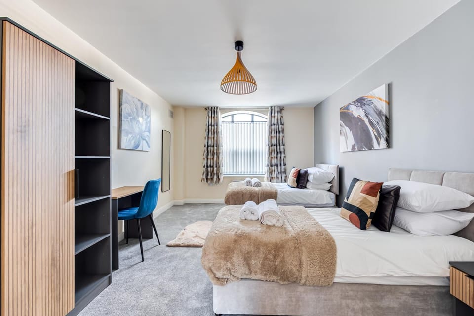 Bed, Bedroom