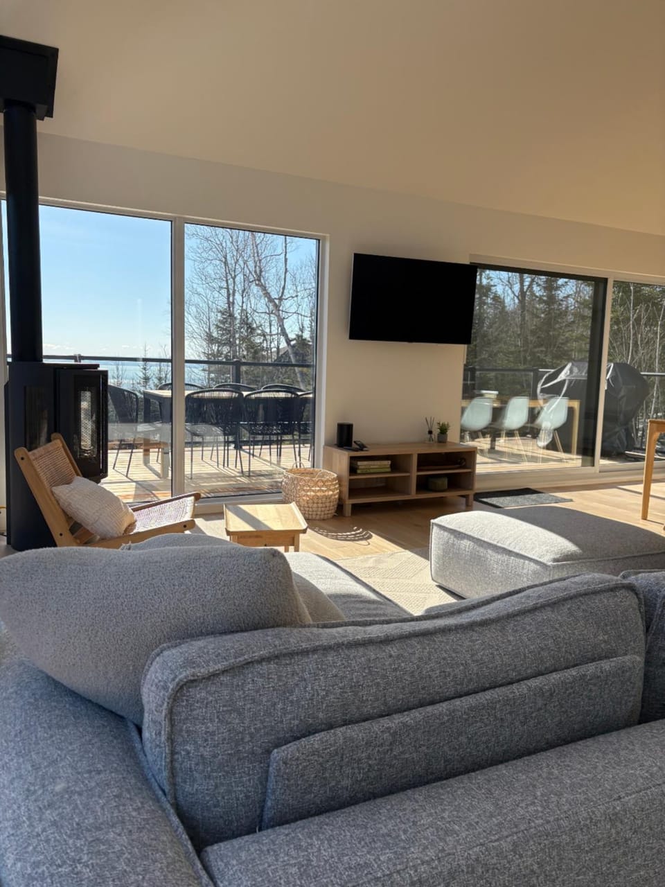 Chalet L'Estuaire, River View, Spa Chalet in Quebec