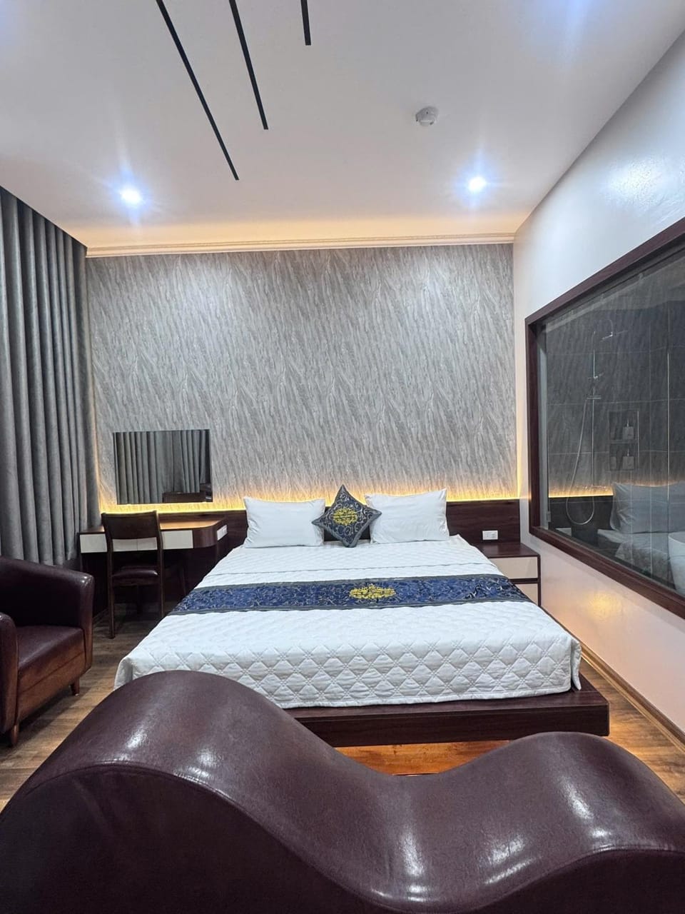 HOÀNG GIA LUXURy Hotel in Hanoi