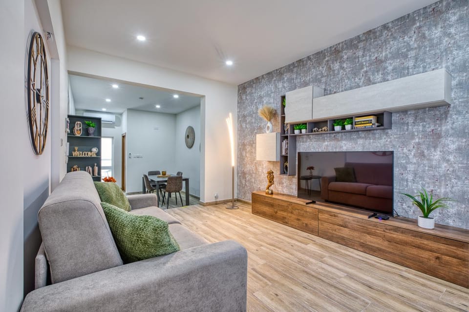 TV and multimedia, Living room, Seating area