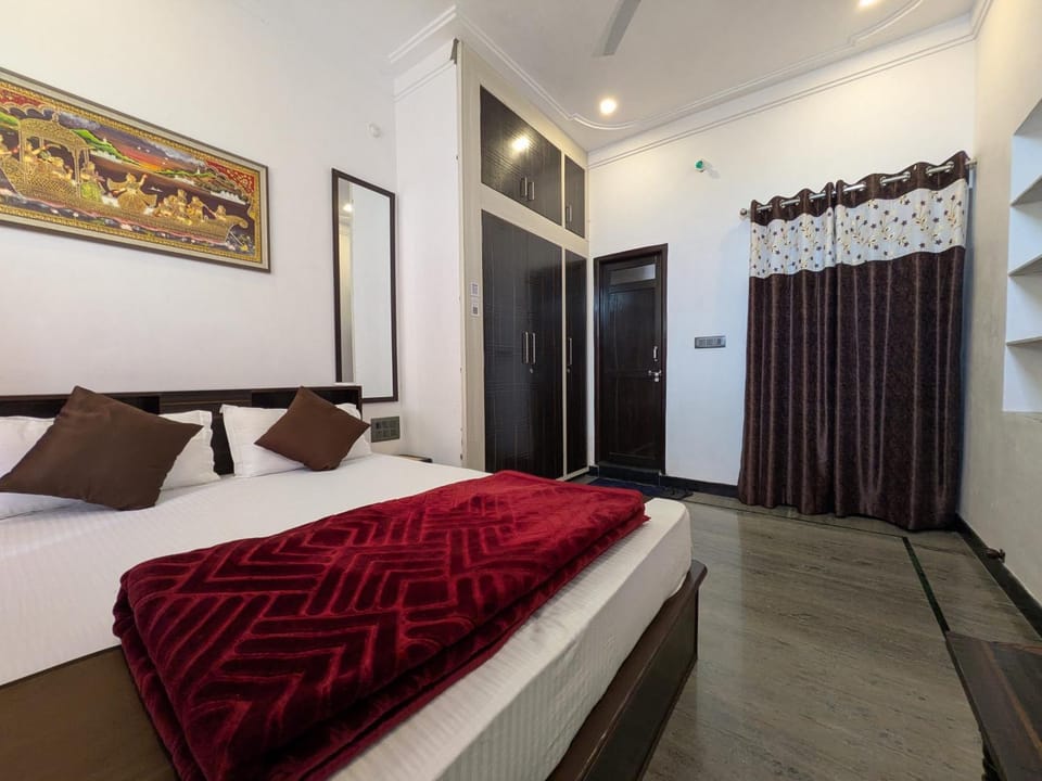 Bed, Bedroom, wardrobe