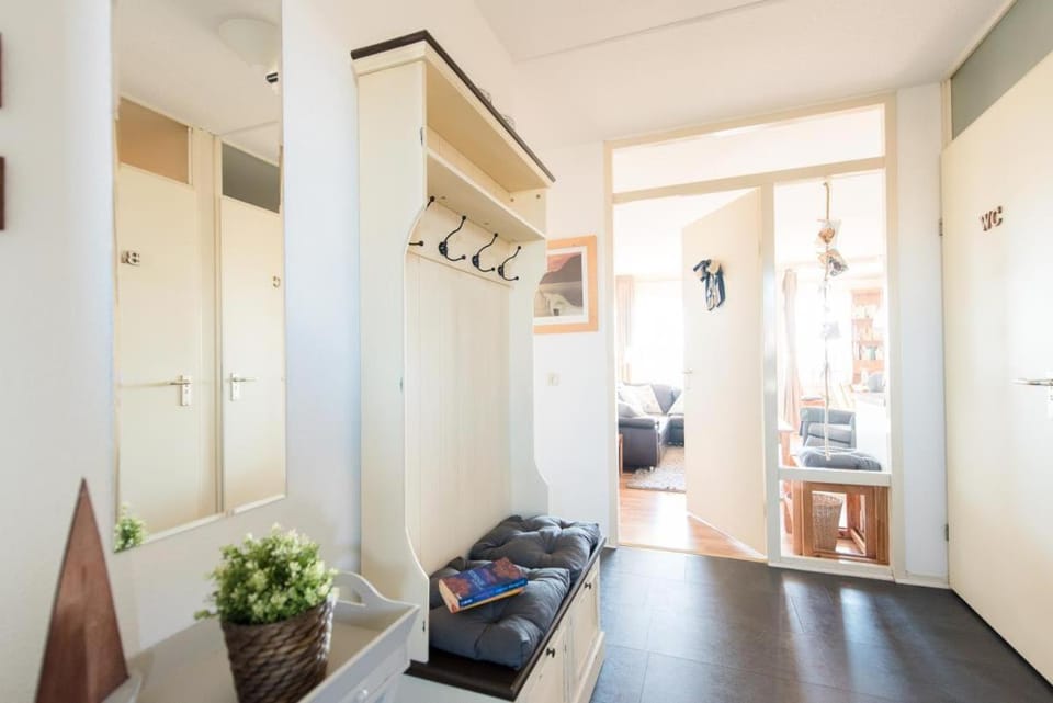 Strandläufer 37 Ameland - tolle, nach Süden ausgerichtete Wohnung für bis zu 4 Personen - Haustiere herzlich willkommen Apartment in Friesland, Netherlands