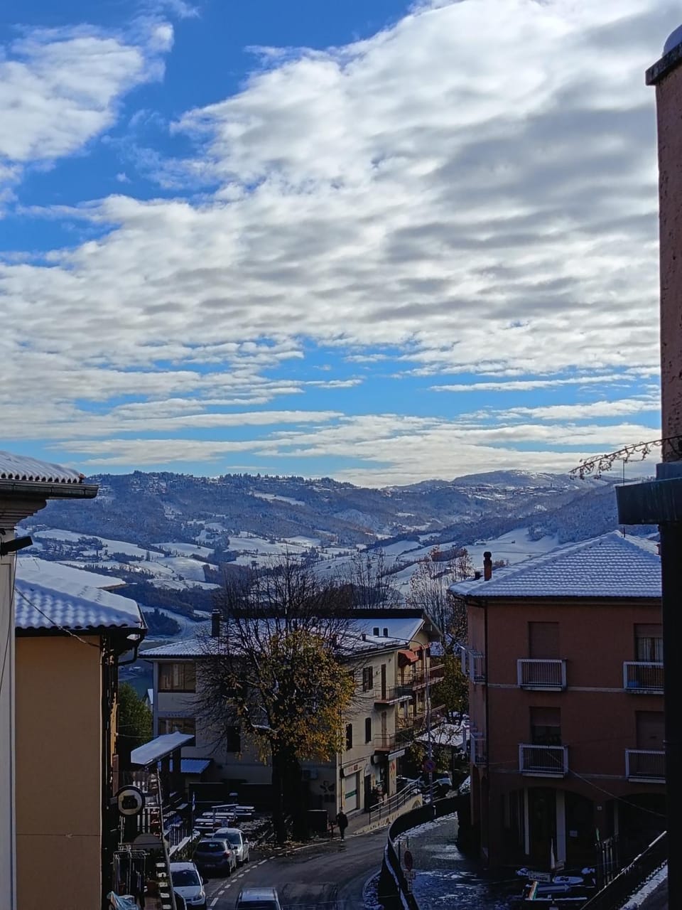 City view, Mountain view