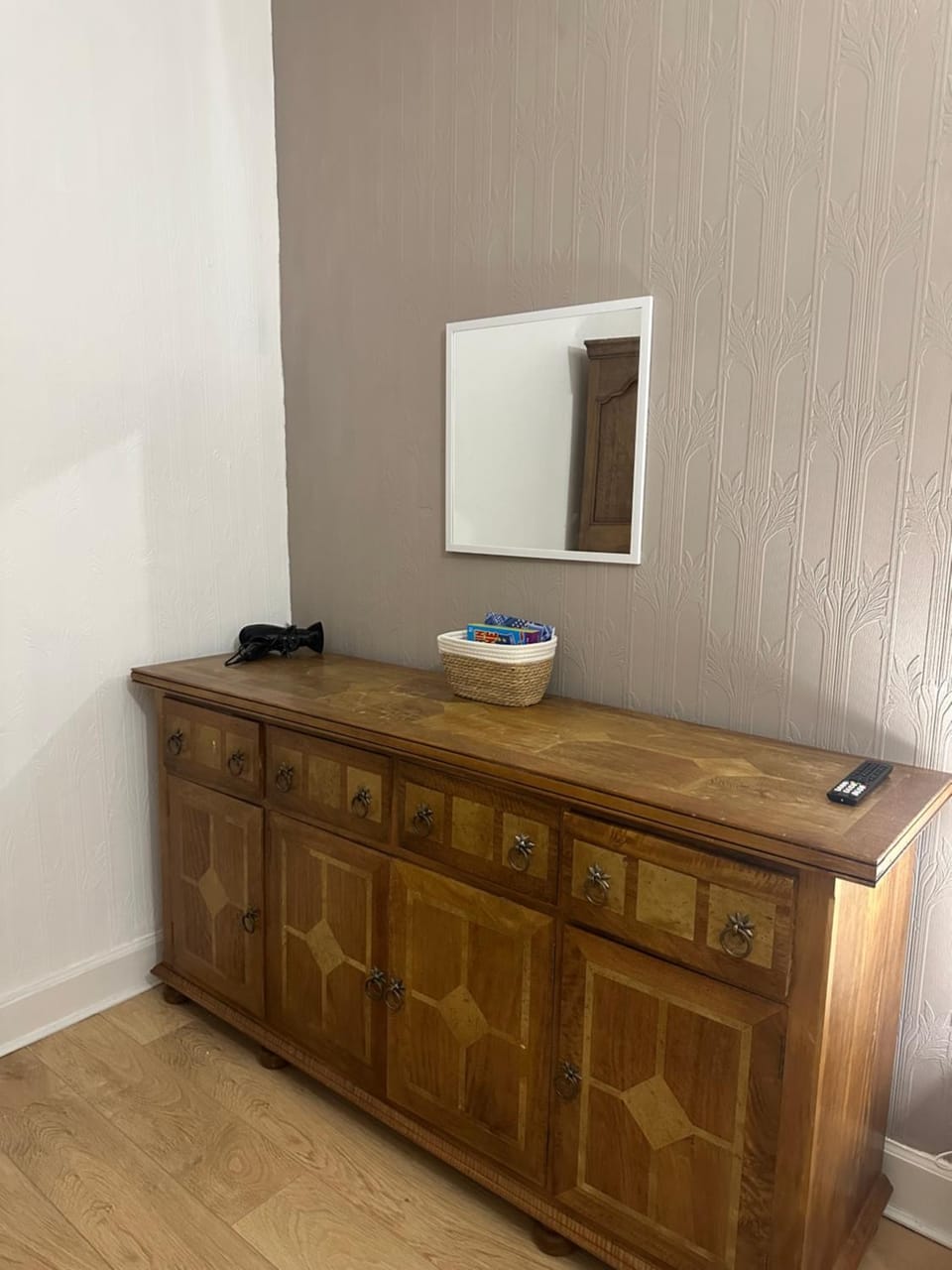 Edinburgh City Centre Double Room with Garden Bed and Breakfast in Edinburgh