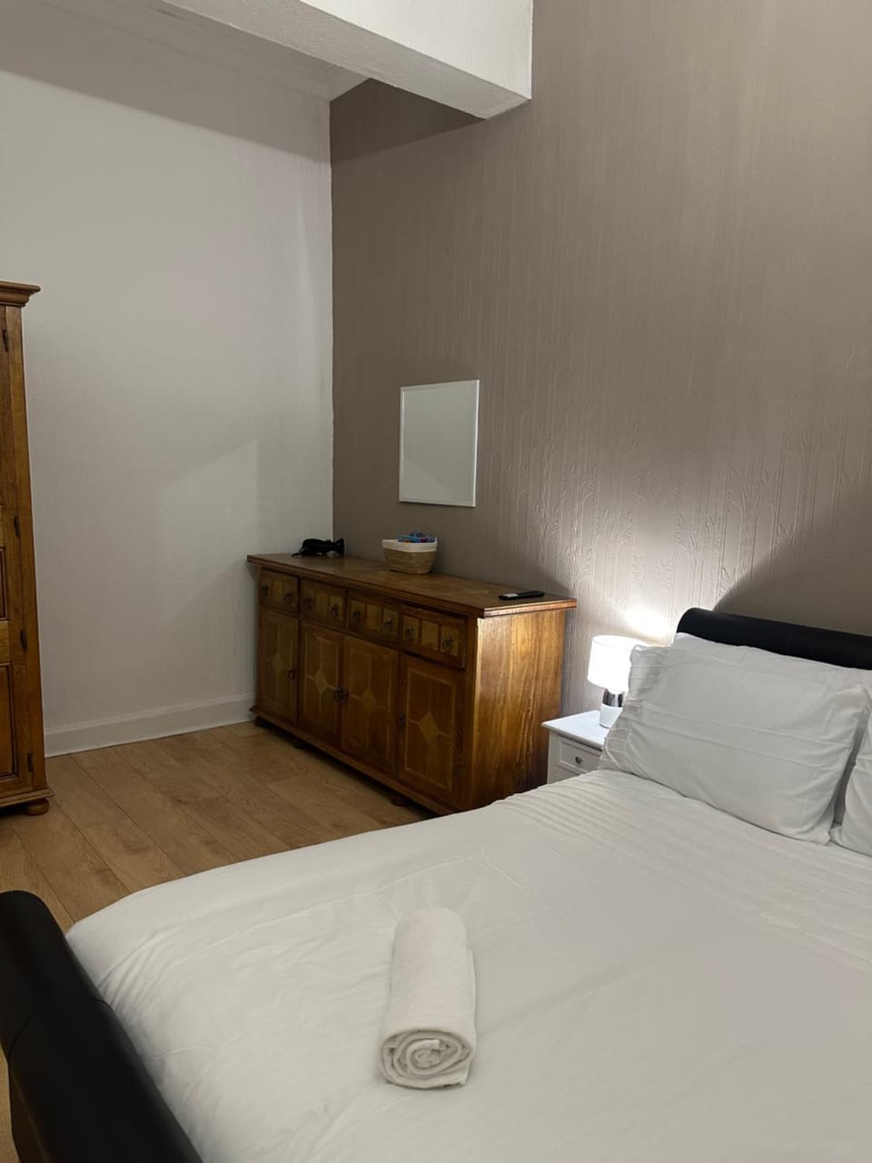 Edinburgh City Centre Double Room with Garden Bed and Breakfast in Edinburgh