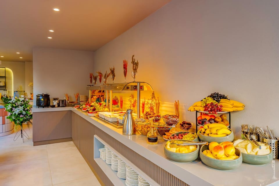 Breakfast, Buffet breakfast