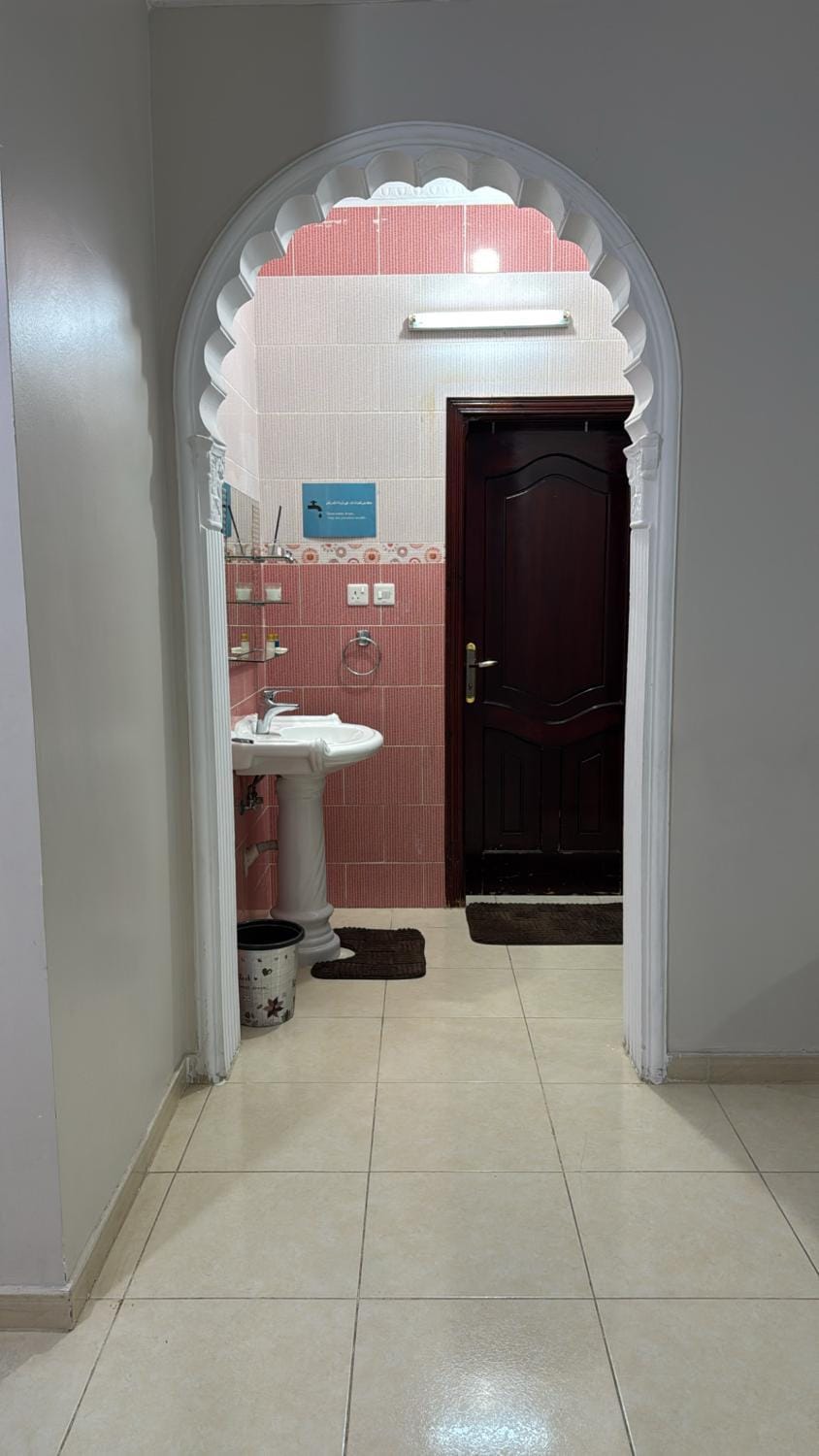 شقة في المدينه قريبه من القطار والمطار Apartment in Medina