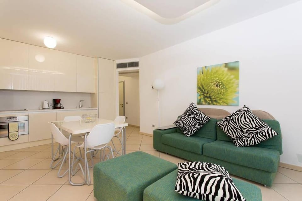 Apartment rental in Italy with pool Apartment in Canton of Ticino