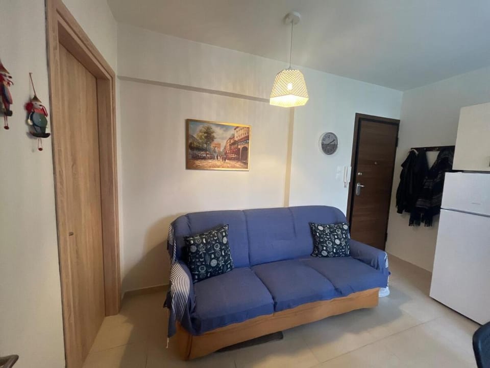 Cozy Apartment in central Kiato Apartment in Peloponnese Region