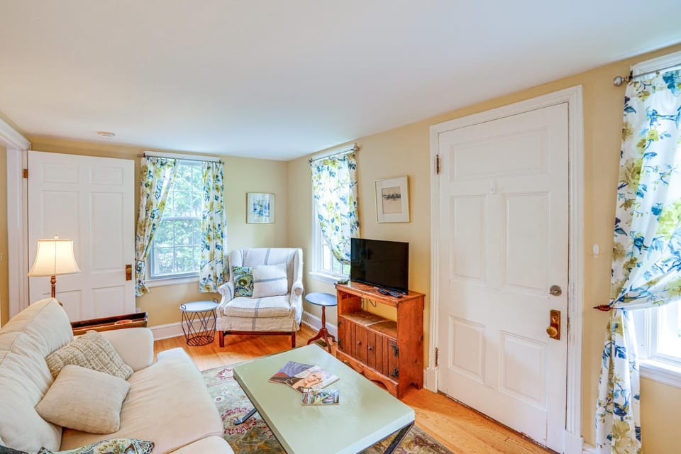 2 Mi to Norman Rockwell Museum: Stockbridge Apt! Apartment in Stockbridge