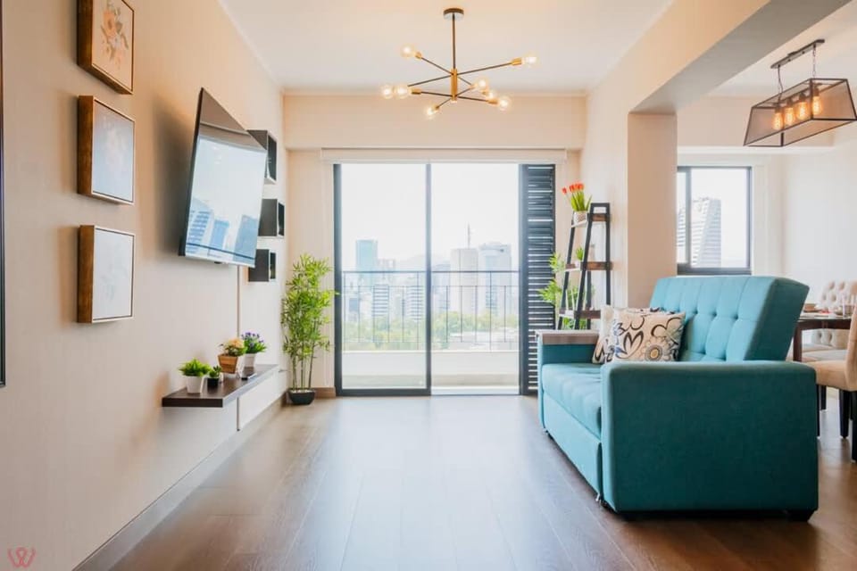 Sophisticated 2BR Pool in Surquillo Apartment in San Isidro