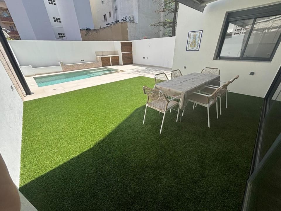 Casa con PISCINA y CINE House in Valencian Community