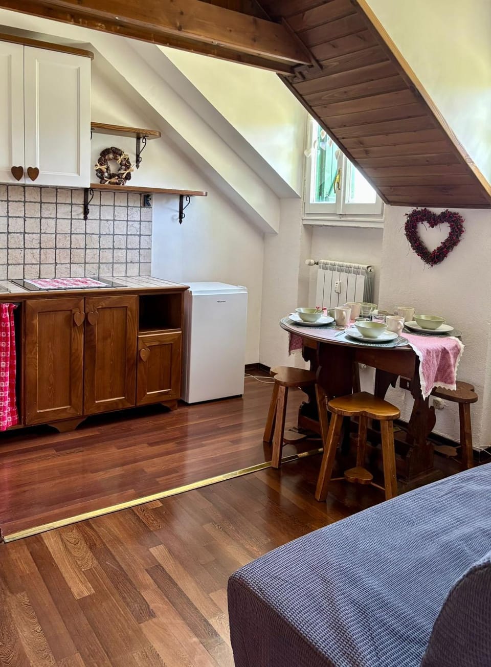 Kitchen or kitchenette, Living room, Seating area, Dining area, minibar, pet friendly, stove