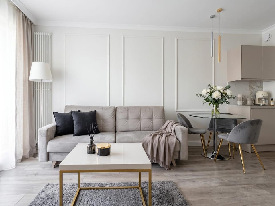 Kitchen or kitchenette, Living room, Seating area, Dining area