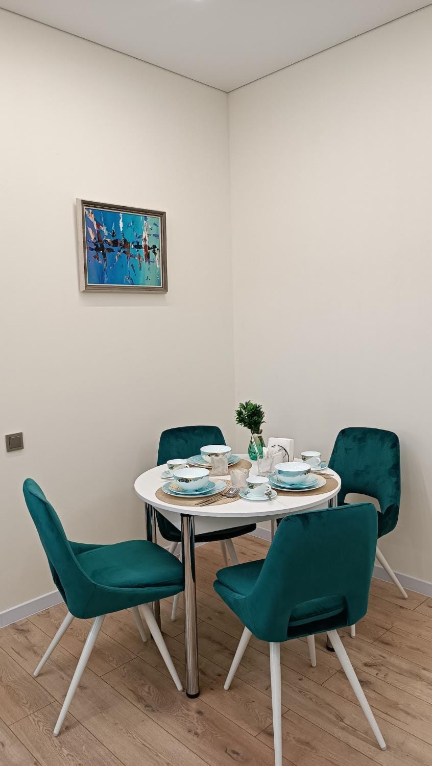 Emerald Lagoon Apartment in Almaty