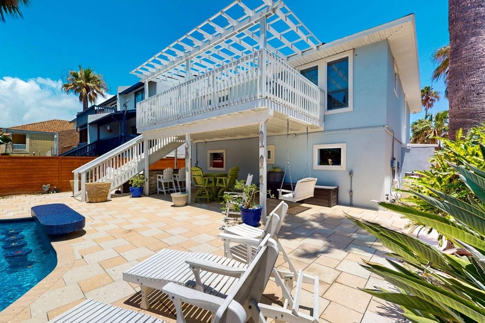 Momo’s Beach House House in South Padre Island