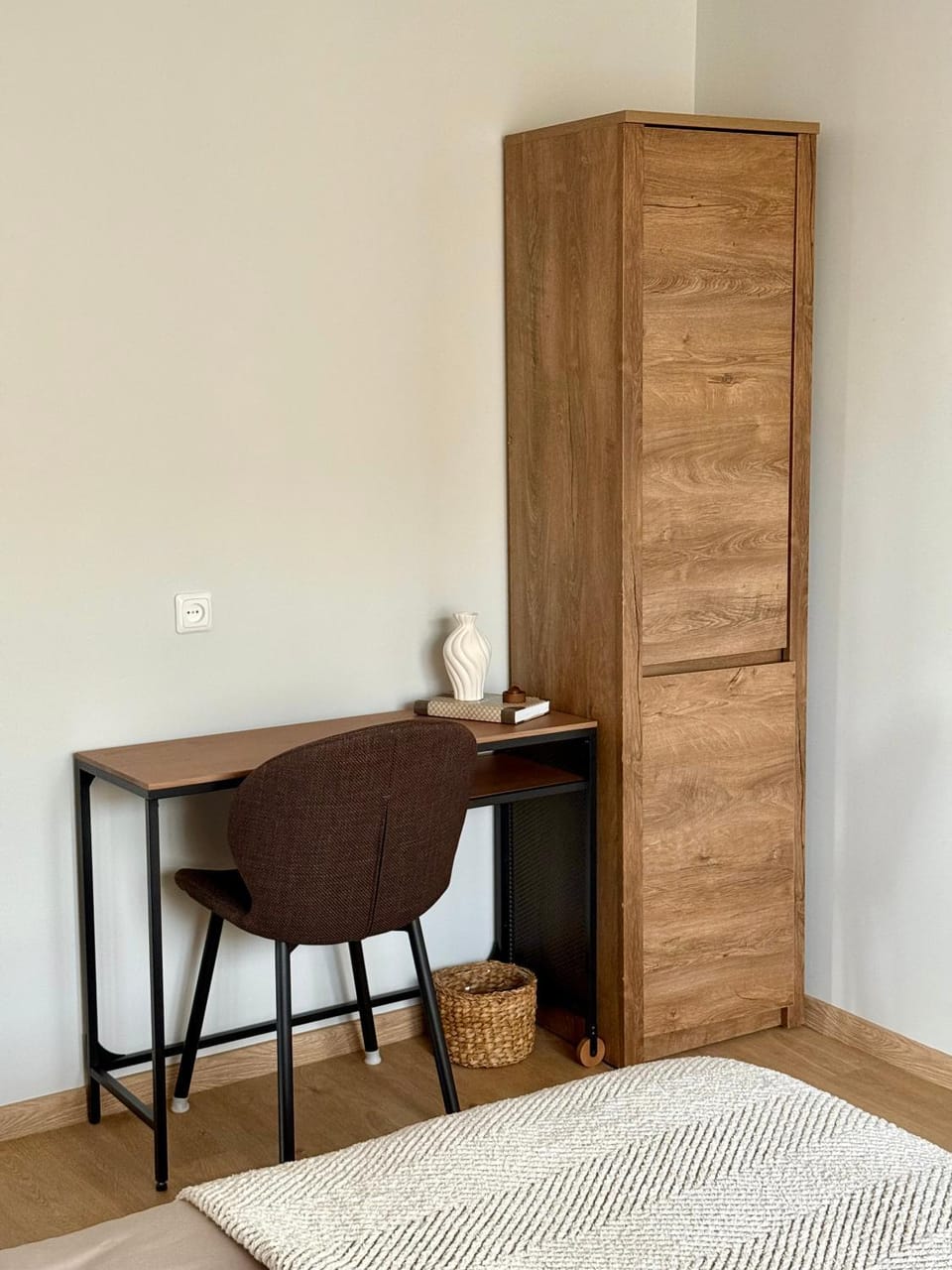 Bed, Bedroom, wardrobe