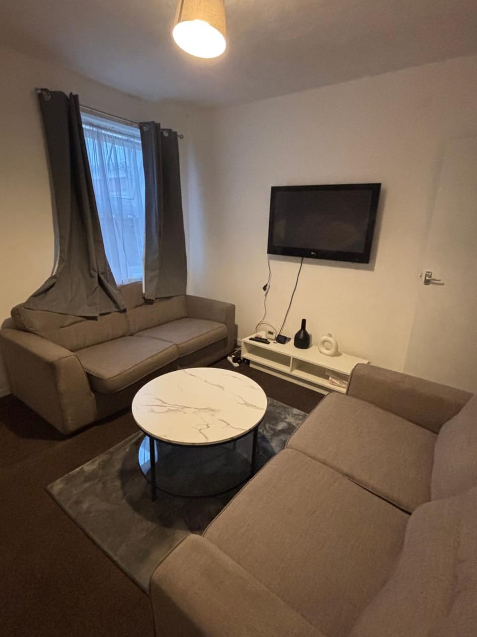 Maze Rentals Vacation rental in Wolverhampton