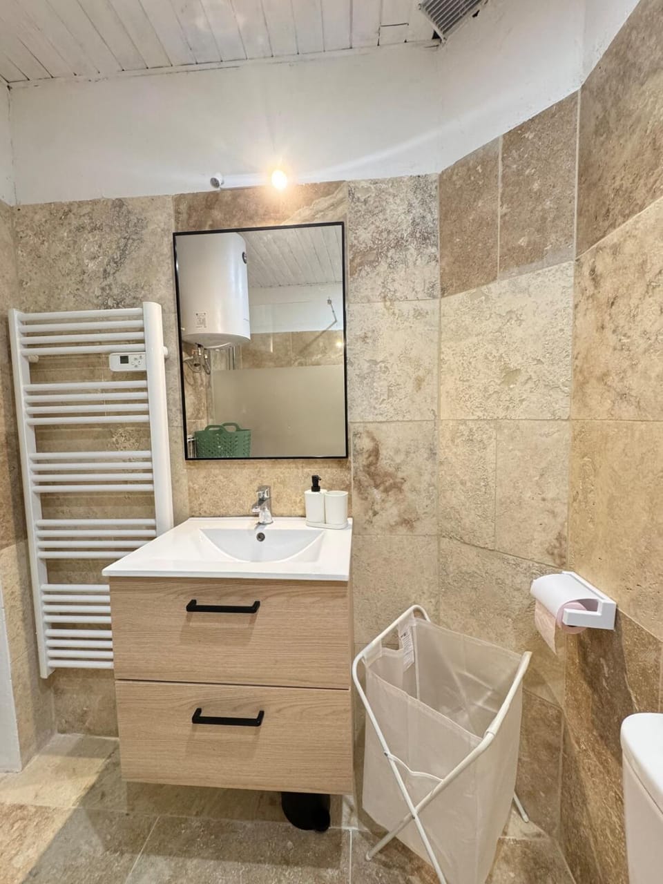 Magnifique studio centre historique n4 Apartment in Villeneuve-lès-Avignon