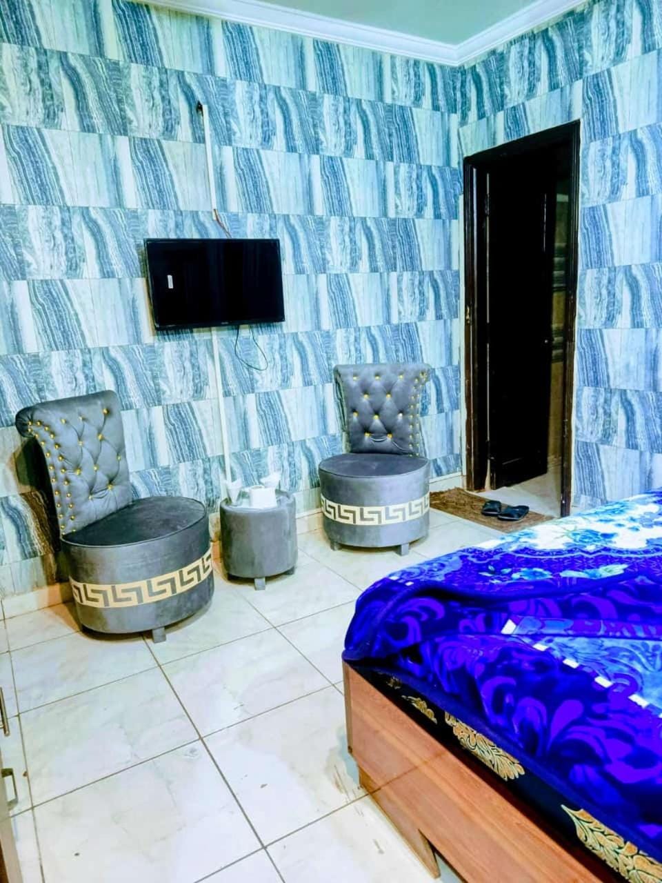 Orient Guest House Hotel in Lahore