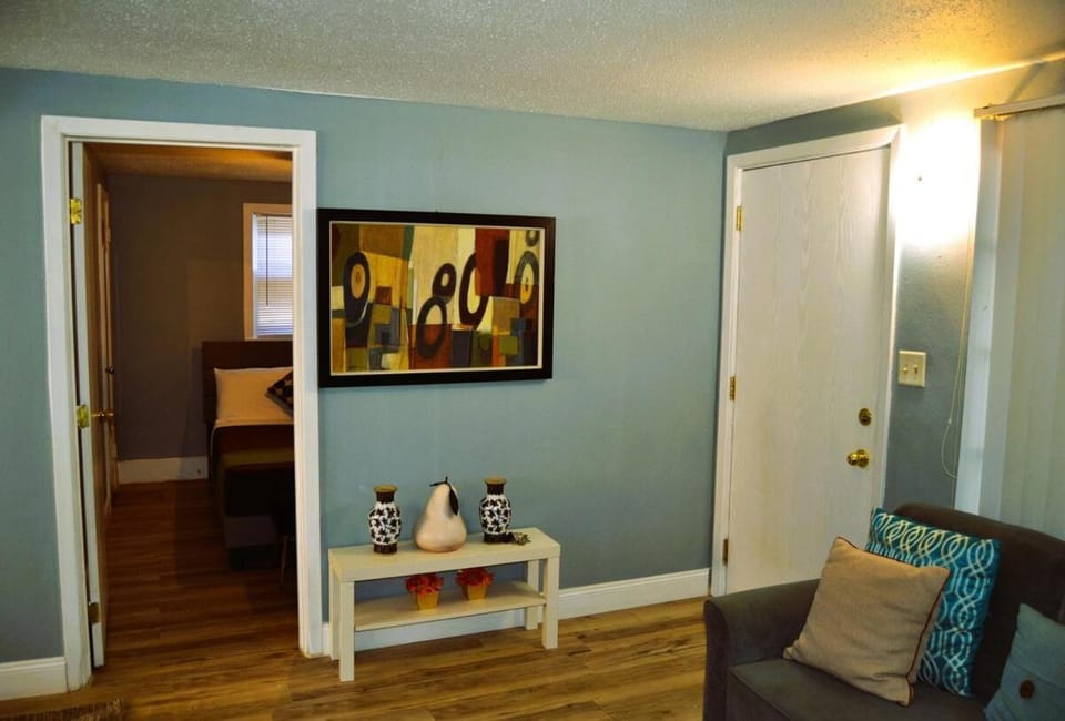 Gather Here 9BR, 5BA Group Apartment in Grand Forks