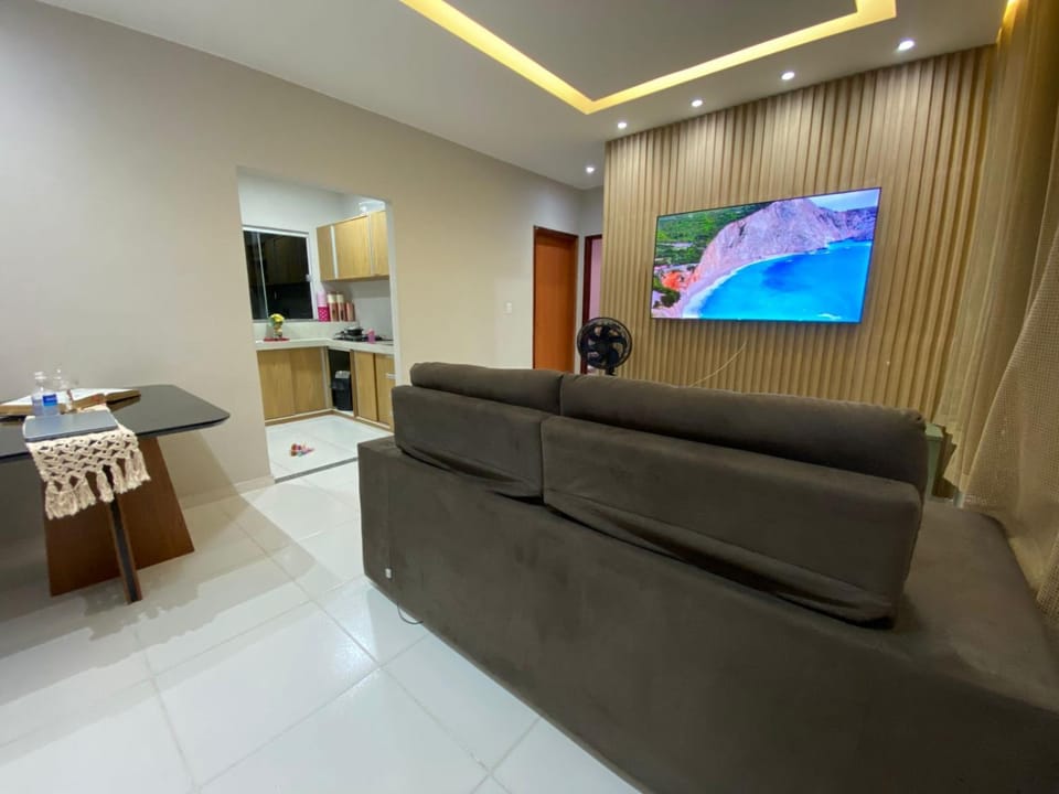 TV and multimedia, Kitchen or kitchenette, Living room, Seating area