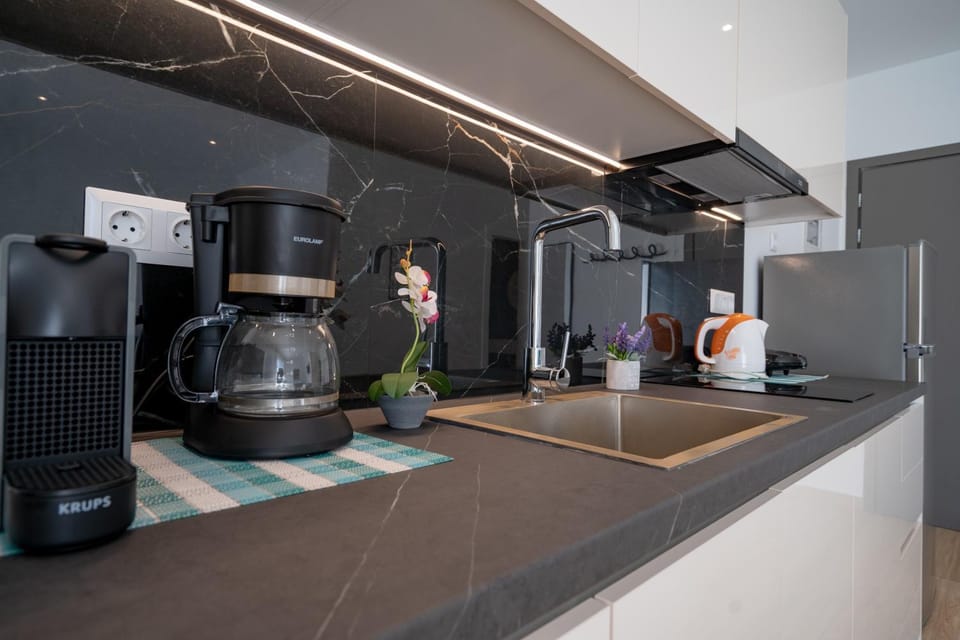 Coffee/tea facilities, Kitchen or kitchenette