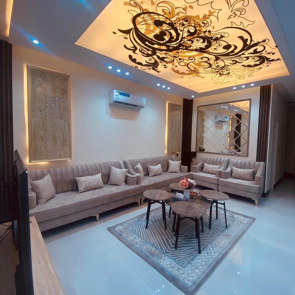 شقة جديدة ديكور فخم مدخل ذكي Apartment in Makkah Province