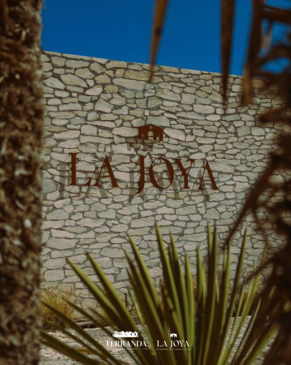 New House Historic Views Villa in State of Querétaro