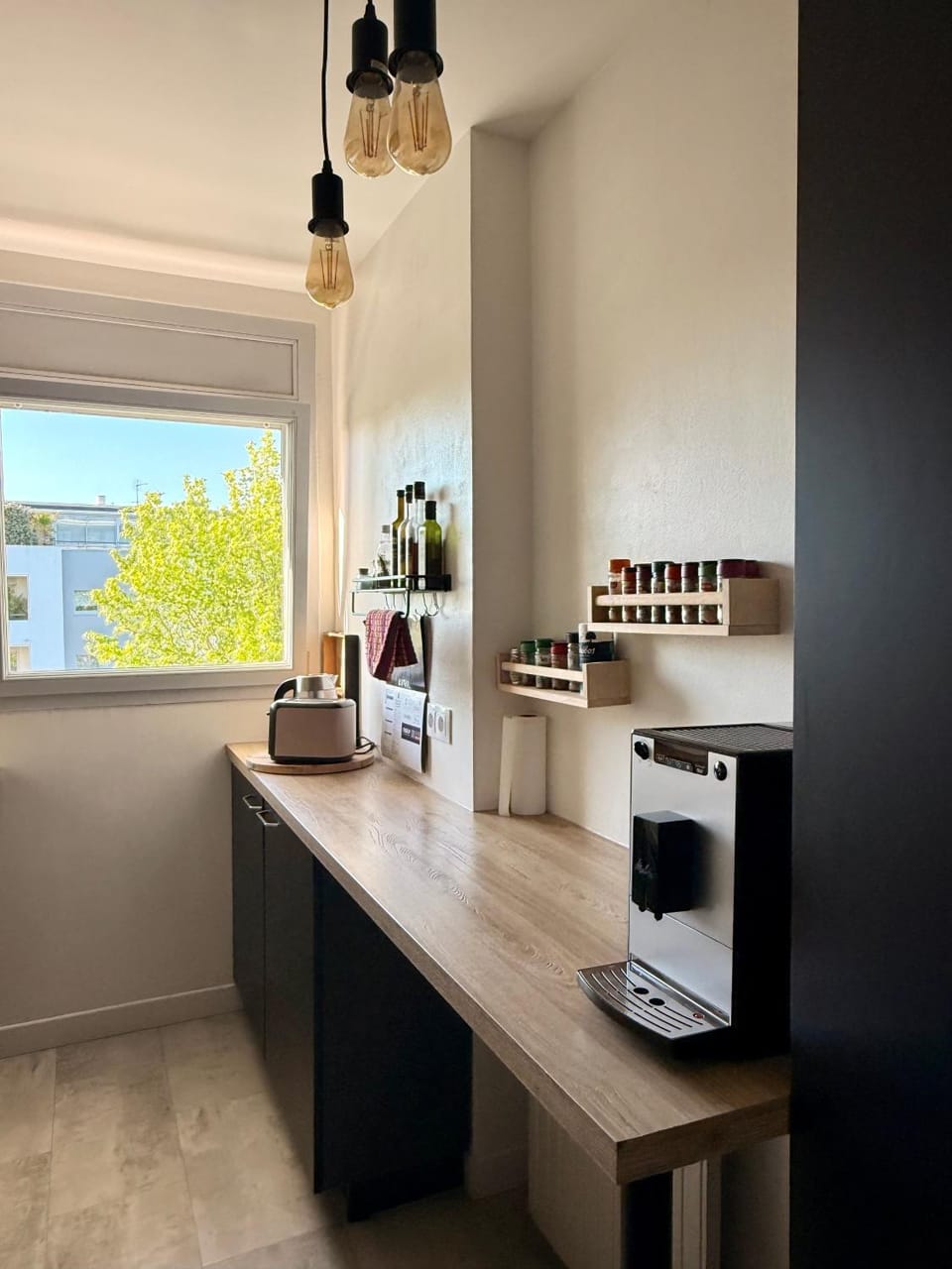 Appartement au bord du lac Apartment in Bordeaux