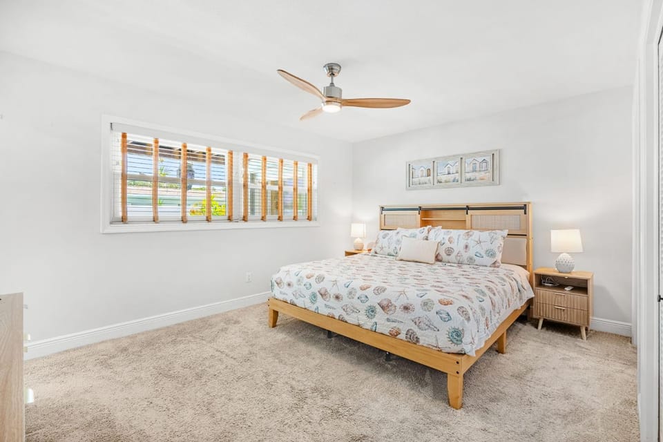 Bed, Other, Bedroom