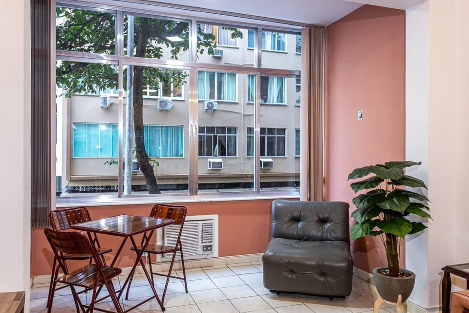 2BDR, 230m from Copacabana Beach | BI 68/201 Apartment in Rio de Janeiro